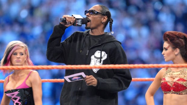 snoop-dogg-wwe-hall-of-fame.jpg